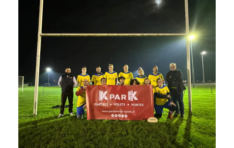 Remise de maillots pour l'équipe de TOUCH'Rugby